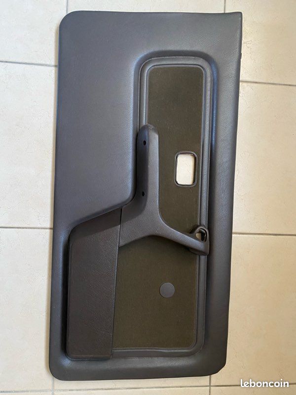Rare panneau de porte e30 coupé marron (image 2)