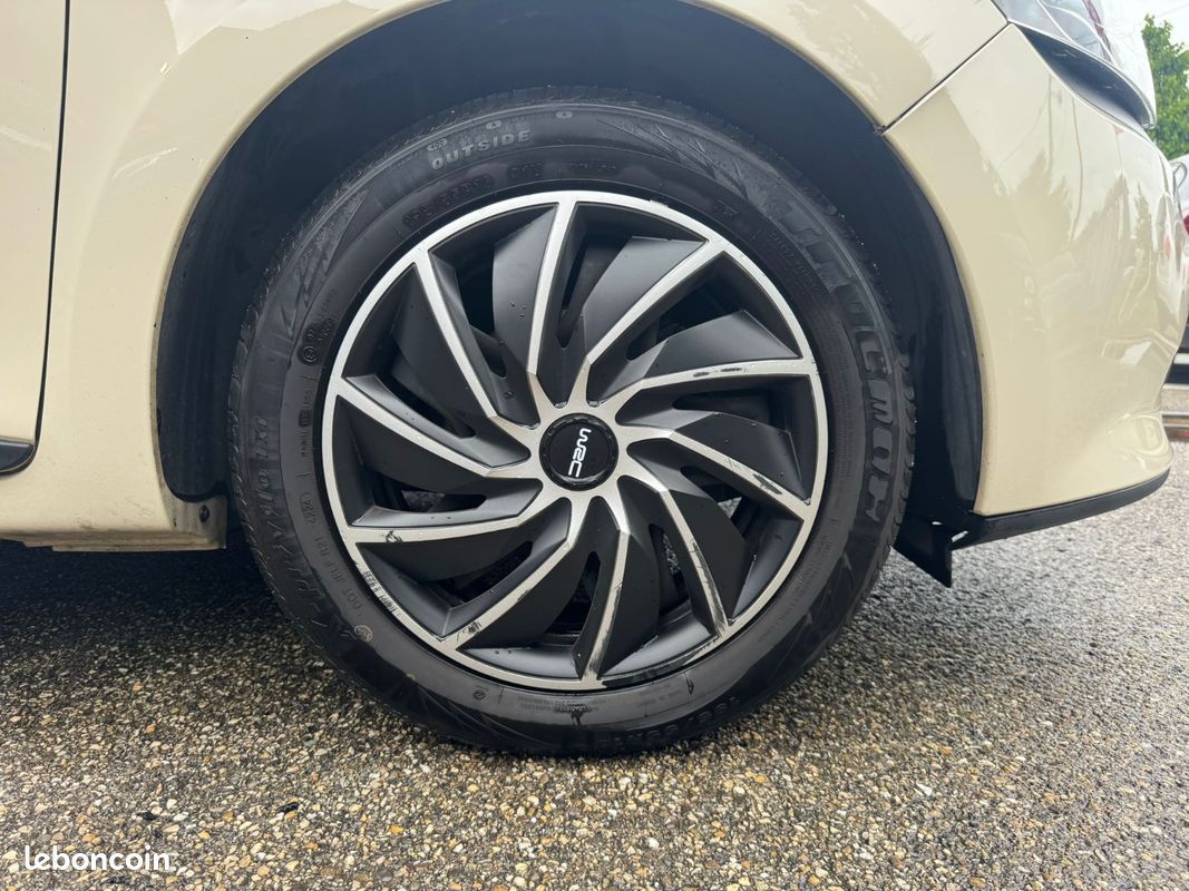 RENAULT CLIO IV dCi 90 eco2 - VÉHICULE CONTROLÉ/GARANTI (image 19)