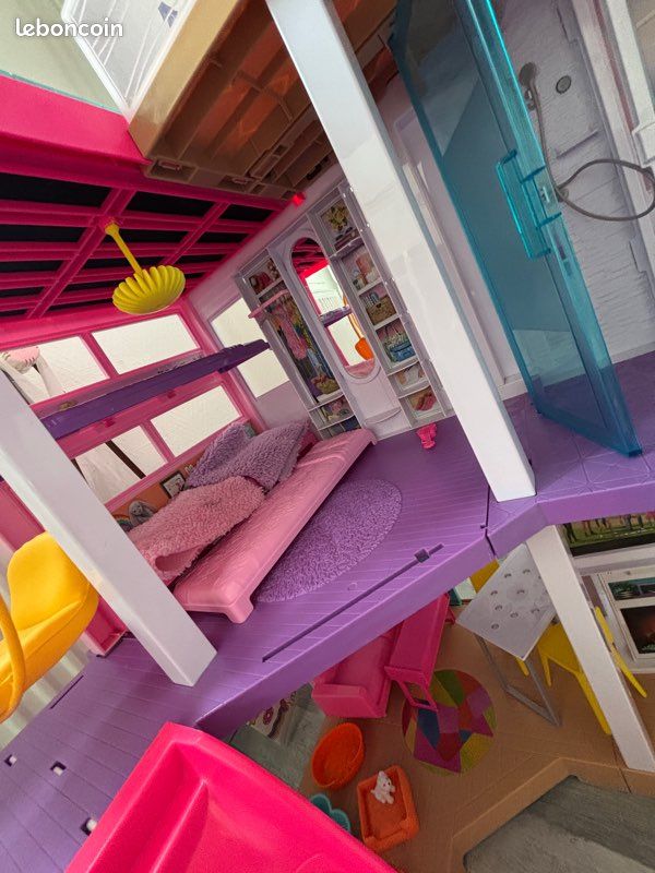 Maison de barbie (image 5)