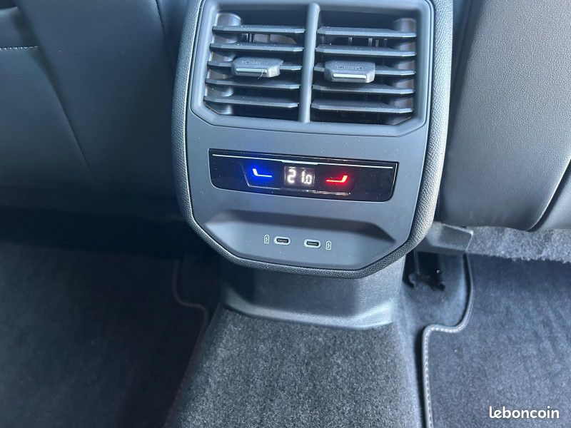 Cupra LEON 1.5 ETSI 150CH V DSG7 (image 13)