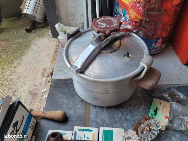 Autocuiseur / cocotte-minute SEB 6 L – tous feux (sauf induction) - Électroménager Autocuiseur / cocotte-minute SEB 6 L – tous feux (sauf induction) - Électroménager