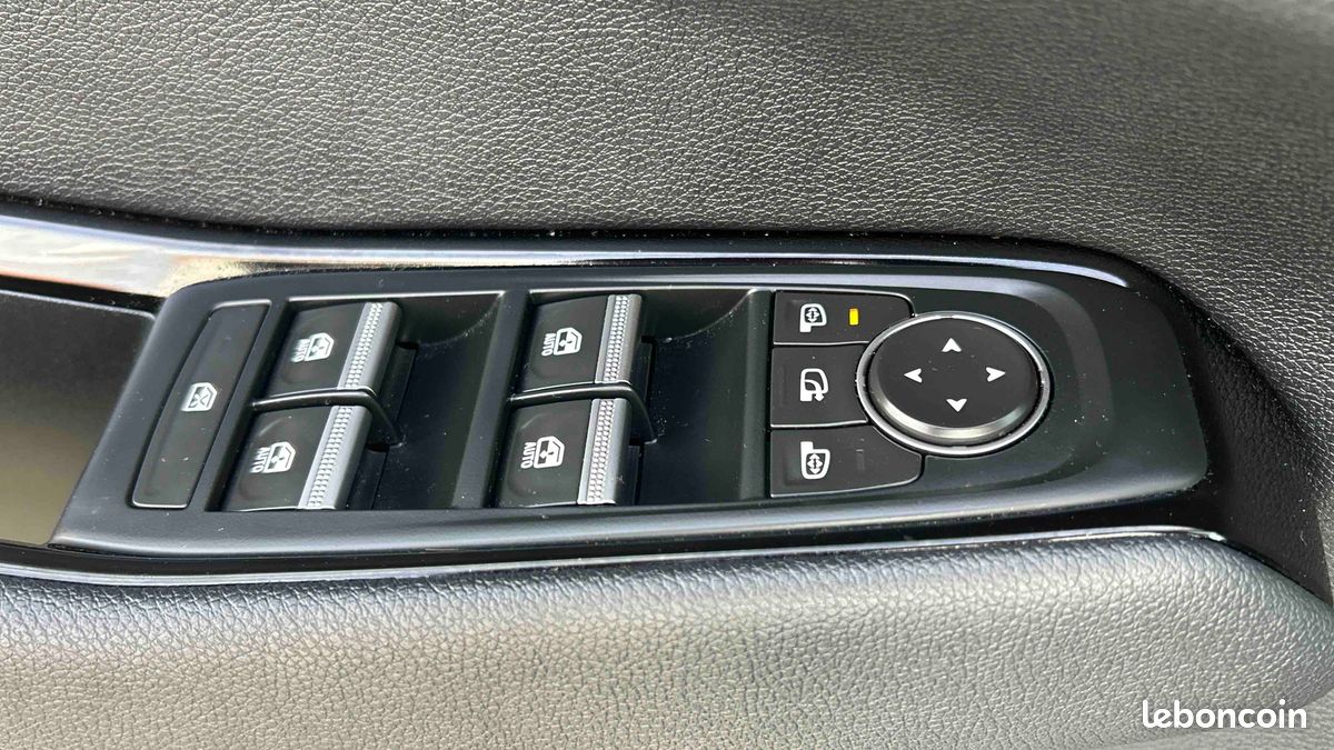 RENAULT Austral E-Tech hybrid 200 Techno (image 27)