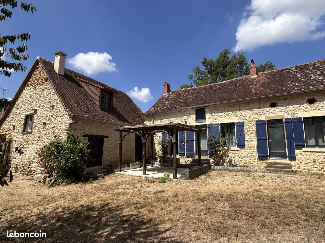 Maison 5 pièces 164 m² · à Prissac · 164 m² · 179 000 €