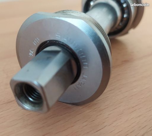 SHIMANO Jeu Pédalier BSA BB-MT800 R&L - Laferté Bicycles