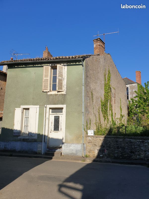 Maison 3 pièces 63 m² · à Sanxay · 63 m² · 29 000 €