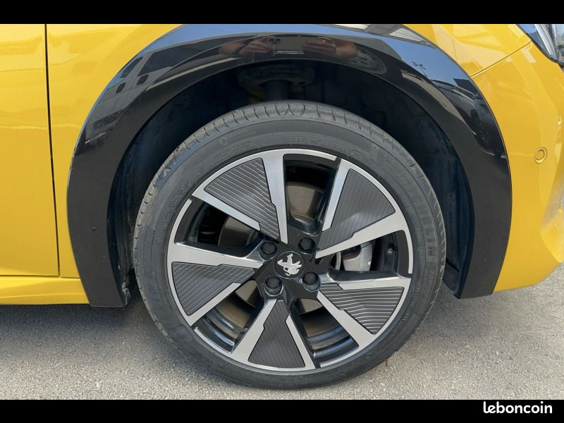 Peugeot 208 Electrique 50 kWh 136ch GT (image 29)