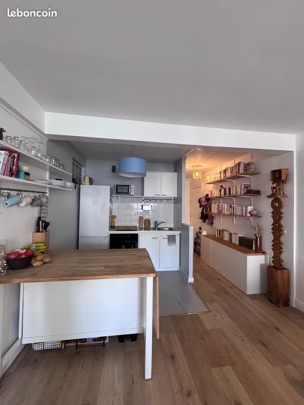 Appartement 2 pièces 47 m² · à Courbevoie · 46,7 m² · 1 400 €