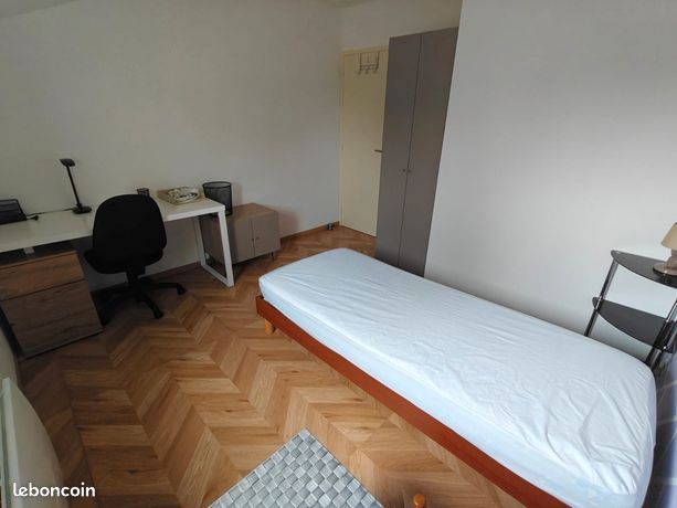 Location chambre meublée — 1