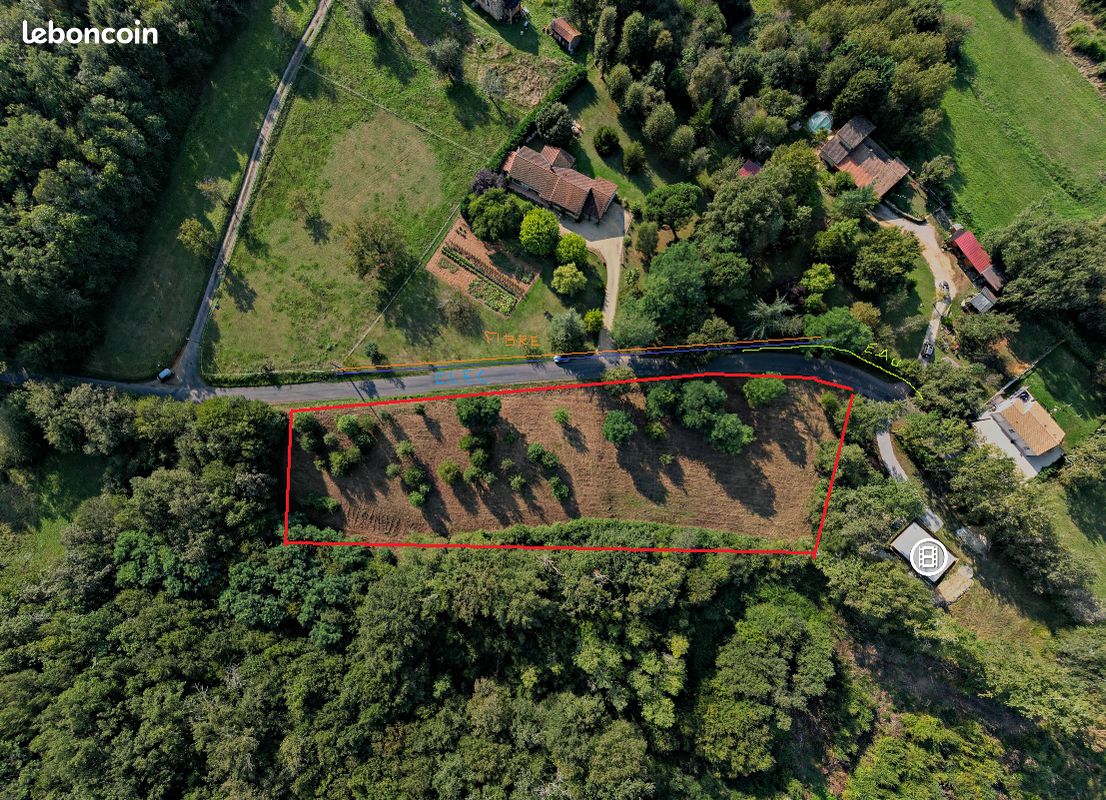 Terrain constructible NABIRAT 8 le m2 · 44 000 €
