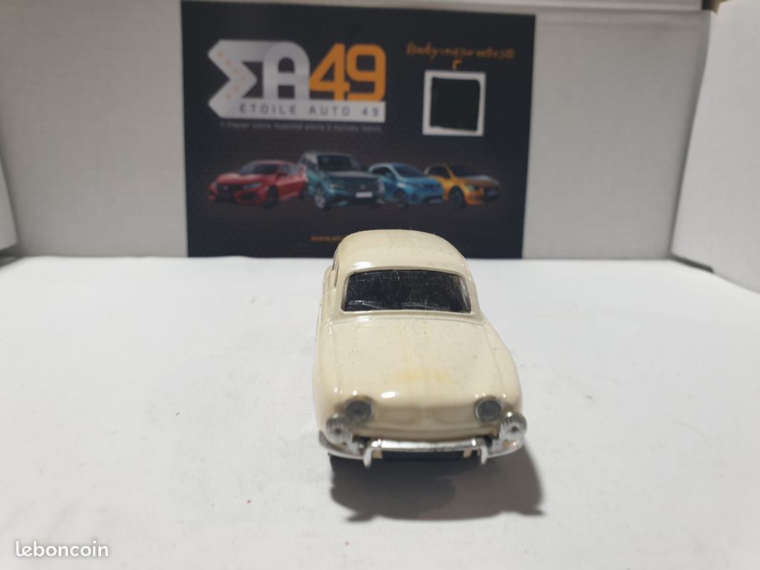 Renault Dauphine - Solido - 1/43ème en blister