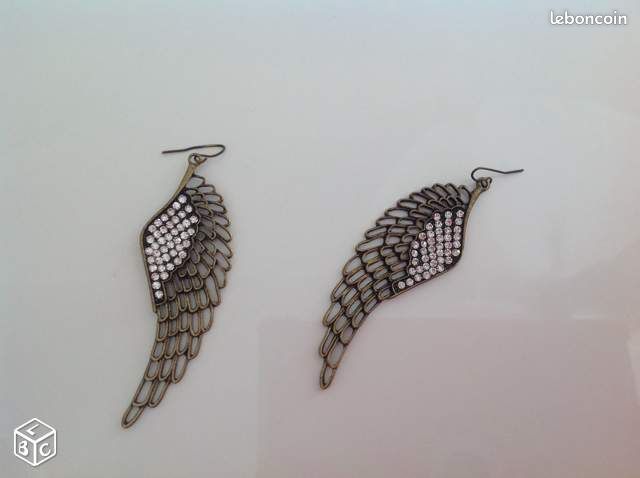 Joli boucles ailes avec strass (image 1)