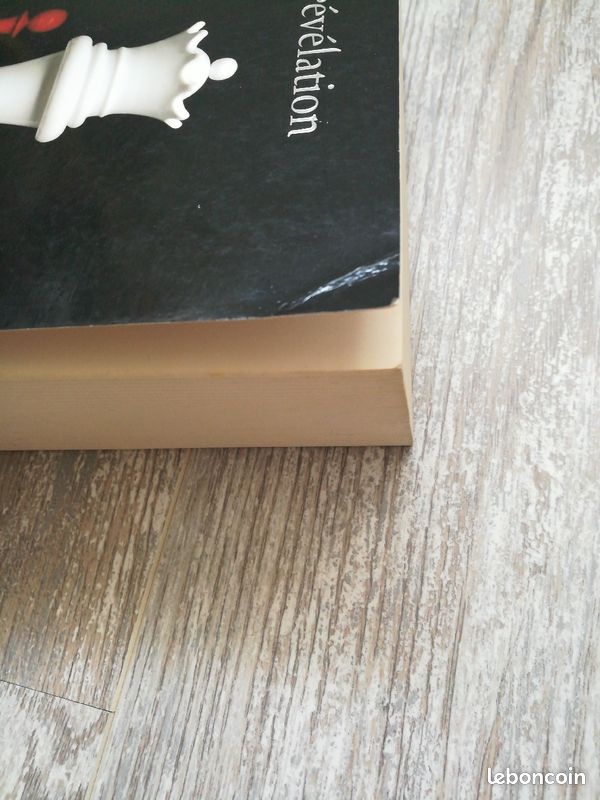 Livre roman Révélation de Stéphanie meyer tome 4 (image 9)