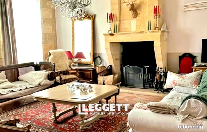 Maison 9 pièces 280 m²