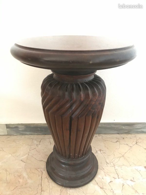 Guéridon bois sculpté vintage (image 1)