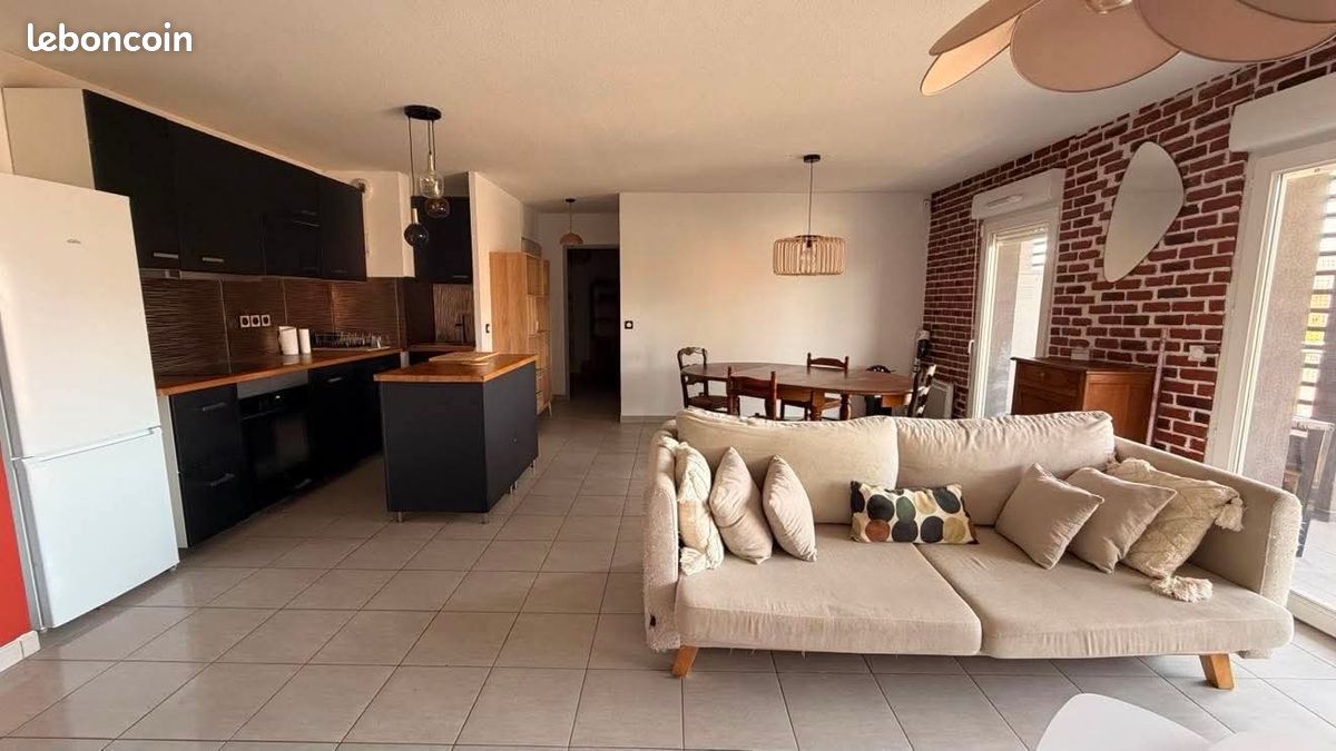 Appartement 2 pièces 54 m² · à Marseille · 54 m² · 870 €
