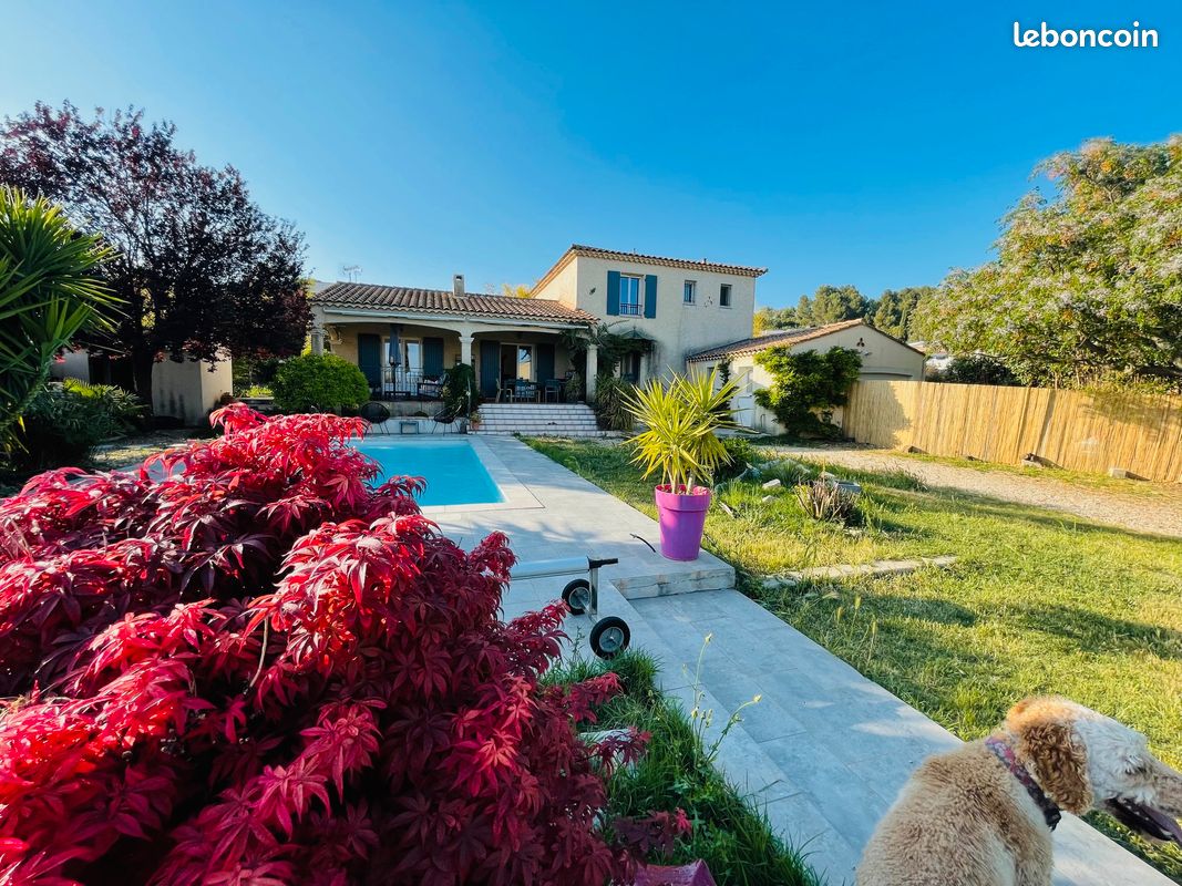 Maison 6 pièces 178 m² · à Bellegarde · 178 m² · 416 000 €