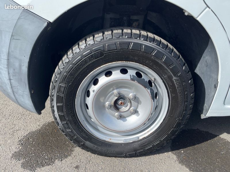 Renault MASTER III FG F3500 L2H2 2.3 DCI 135CH ENERGY GRAND CONFORT (image 20)