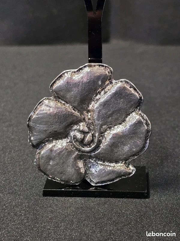 Broche CC Chanel vintage Métal Argenté ref.313614 - Joli Closet