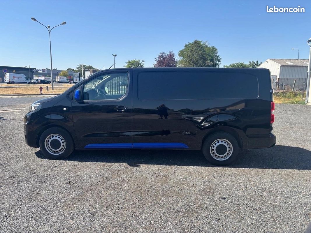Peugeot Expert 2.0 HDi 180cv - Boite Automatique - 2019 (image 8)