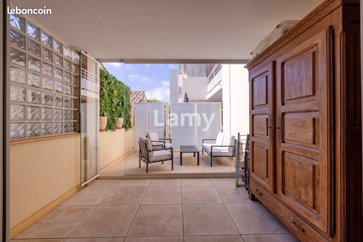 Appartement 3 pièces 74 m² · à Saint-Raphaël · 74 m² · 361 000 €