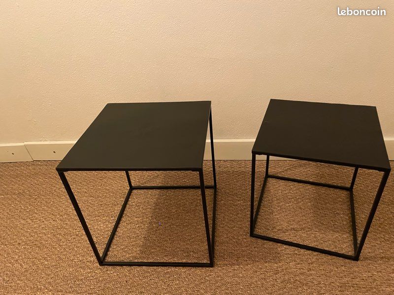Table (image 3)