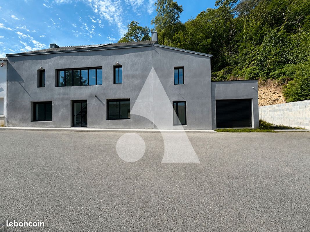 Maison 8 pièces 320 m² · à Hennebont · 320 m² · 535 000 €