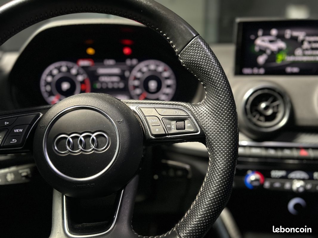 AUDI Q2 Q2 1.4 TFSI COD 150 ch S tronic 7 S Line - ENTRETIENT À JOUR ET COMPLET - VIRTUAL COCKPIT - INTERIE (image 24)