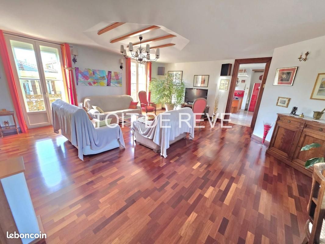 Appartement 6 pièces 243 m² · à Frontignan · 243 m² · 440 000 €