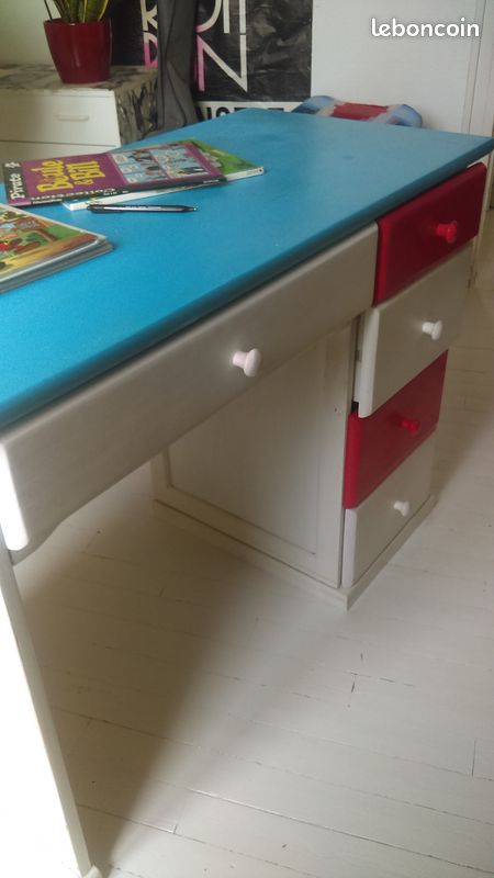 Bureau sympa (image 1)