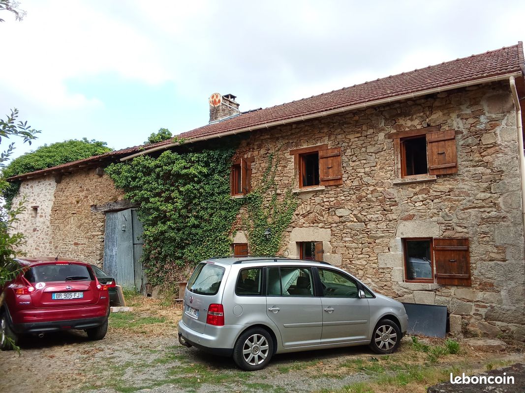 Maison 8 pièces 200 m² · à Ambazac · 200 m² · 210 000 €