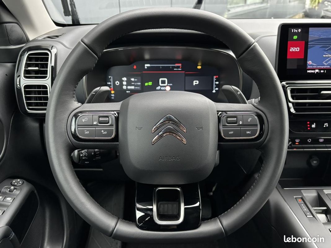 CITROEN C5 AIRCROSS 1.5 BlueHDI 130 EAT8 Max avec Hayon electrique et Ambiance Urban Black (image 8)