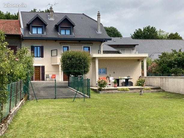 Propriété 6 pièces 180 m²
