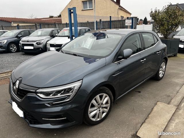 RENAULT MEGANE IV BERLINE BUSINESS Blue dCi 115 ch premiere main (image 2)