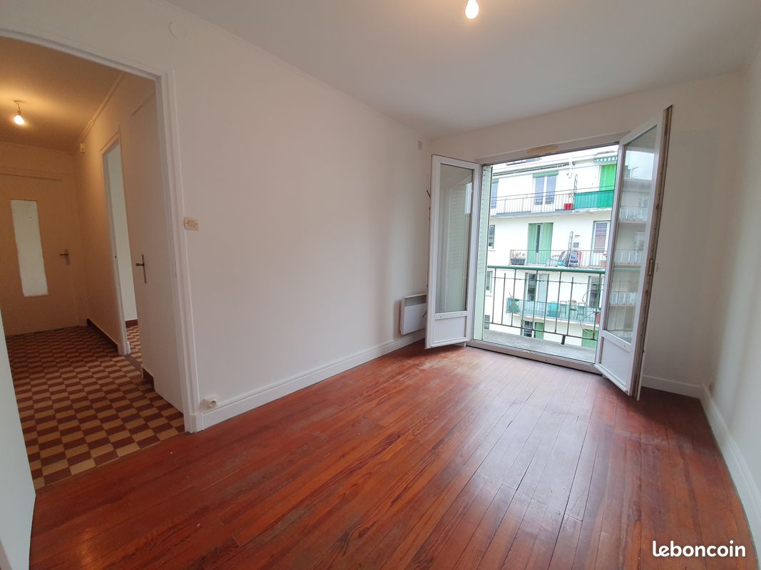 Appartement 2 pièces 38 m² · à Grenoble · 38 m² · 517 €