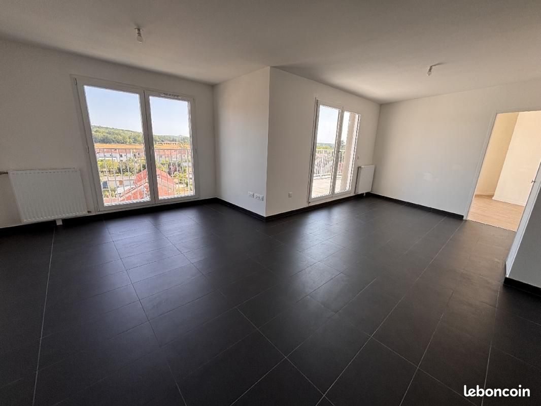Appartement 3 pièces 65 m² · à Beaumont-sur-Oise · 65 m² · 1 123 €