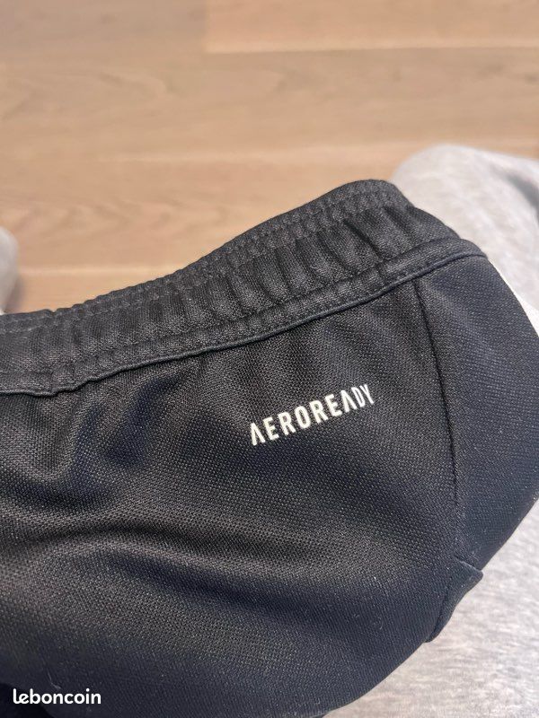 Ensemble de 2 joggings (image 2)