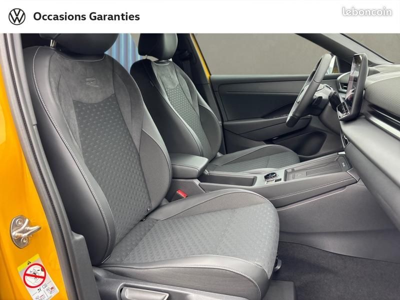 Volkswagen T-Roc 1.5 eTSI 150ch R-Line DSG7 (image 9)