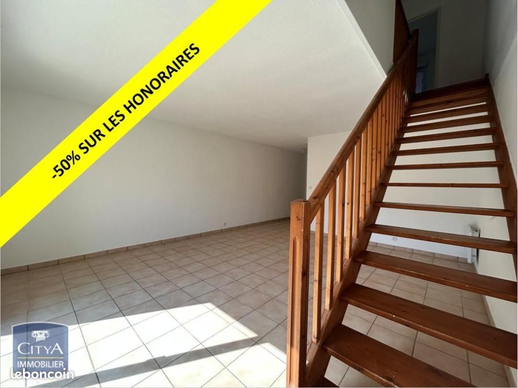 Maison 3 pièces 70 m² · à Mercuès · 70 m² · 716 €