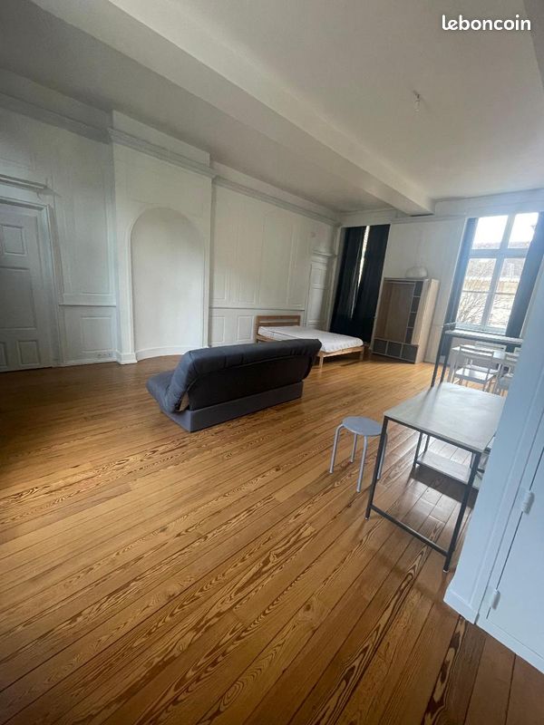 Appartement 1 pièce 53 m² · à Dole · 53 m² · 470 €