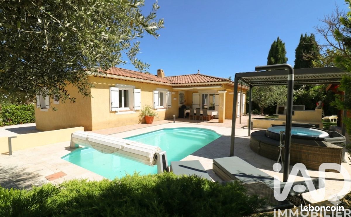 Maison 5 pièces 118 m² · à Néoules · 118 m² · 449 000 €