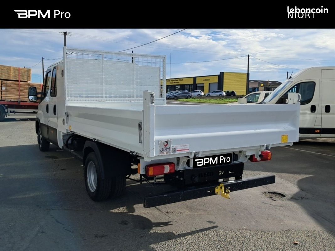 IVECO 35-160 / Daily / 35C16H / 3.0L 160CH / DOUBLE CABINE / 2023 / 6 PLACES / BENNE & COFFRE / (image 4)