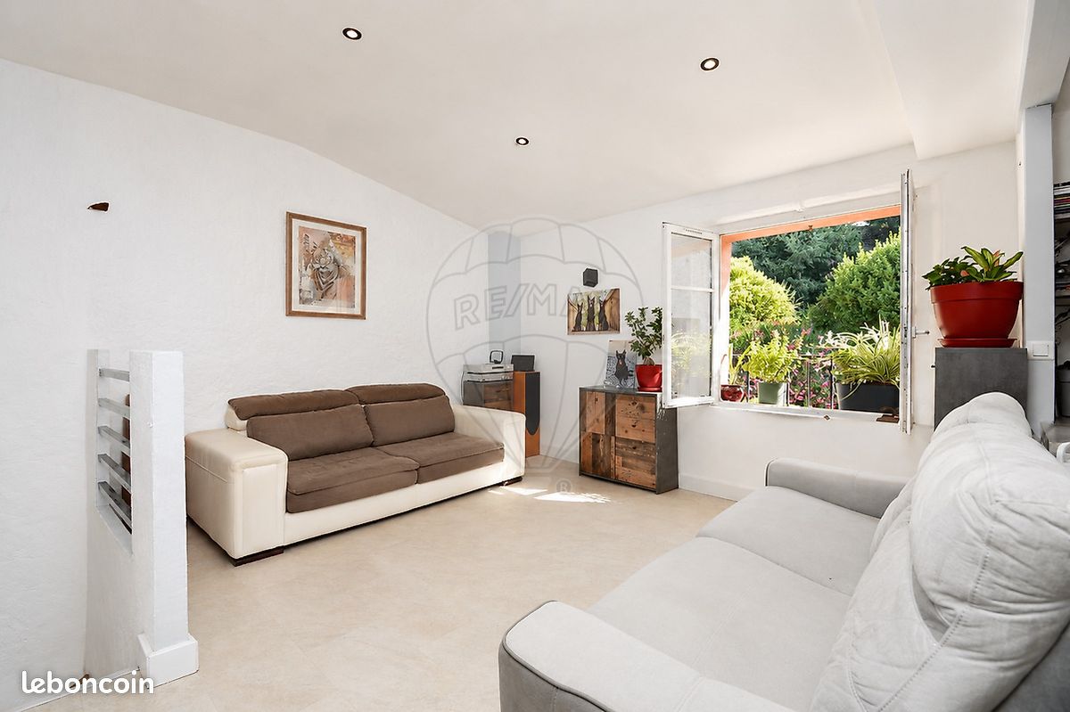 Appartement 2 pièces 55 m² · à Villeneuve-Loubet · 55 m² · 230 000 €