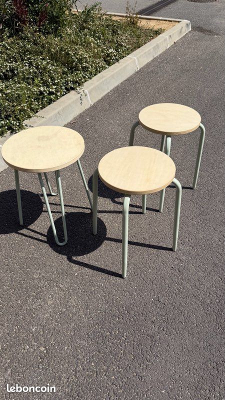 Lot tabouret (image 1)