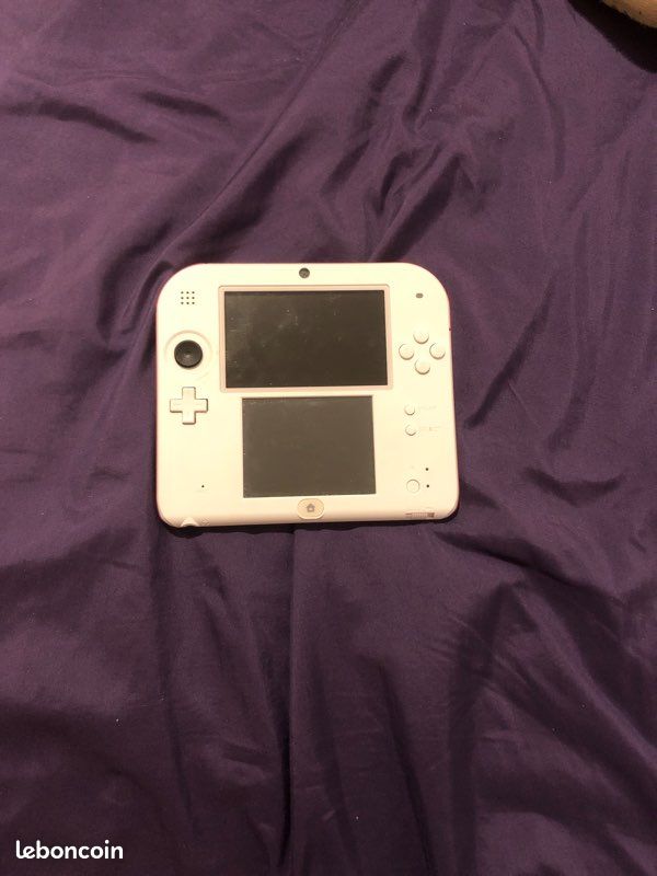Nintendo 2ds + 13 jeux (image 1)