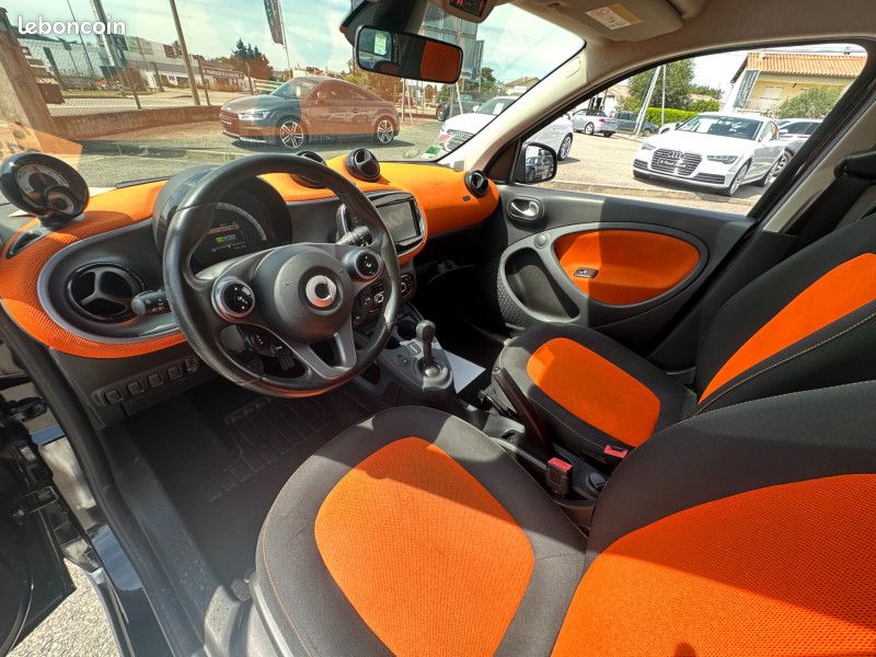 Smart FORFOUR ELECTRIQUE 82CH PASSION (image 9)