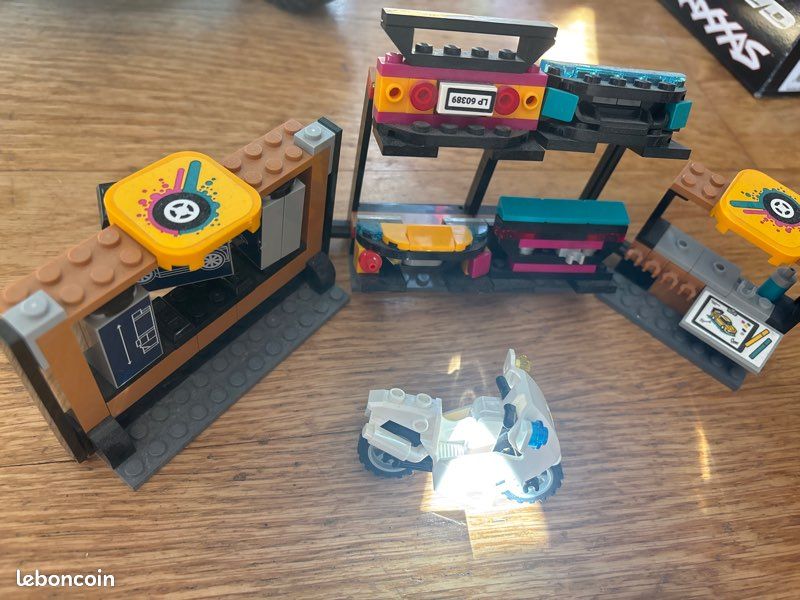 Lego voitures et garage (image 4)
