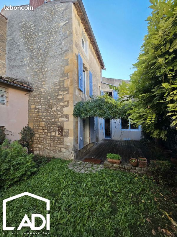 Maison 7 pièces 169 m² · à Saint-Maixent-l'École · 169 m² · 171 600 €