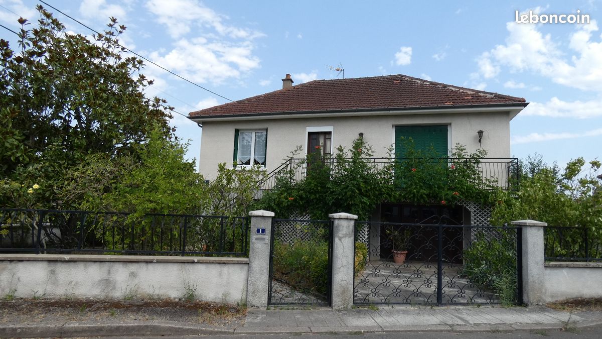 Maison 3 pièces 80 m² · à Paray-le-Monial · 80 m² · 120 000 €