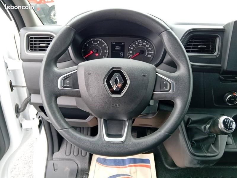 Renault Master Fg 17 500 HT L2H2 2.3 Blue dCi 135ch Confort (image 10)