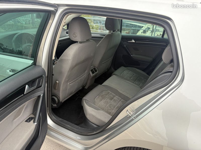 Volkswagen GOLF VII 2.0 TDI 150CH CARAT DSG6 5P *DISTRIBUTION NEUVE (image 10)